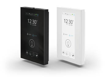 thanos EVO Raumbediengerät in Schwarz und Weiß nebeneinander